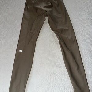 Alo Leggings